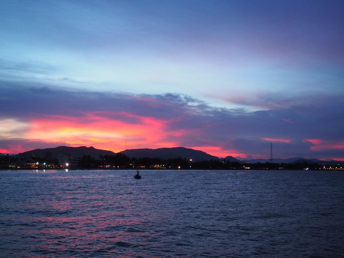 Jetty Huahin Hostel Exterior photo