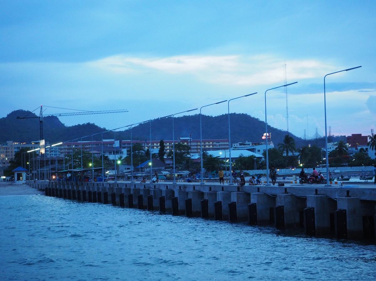 Jetty Huahin Hostel Exterior photo
